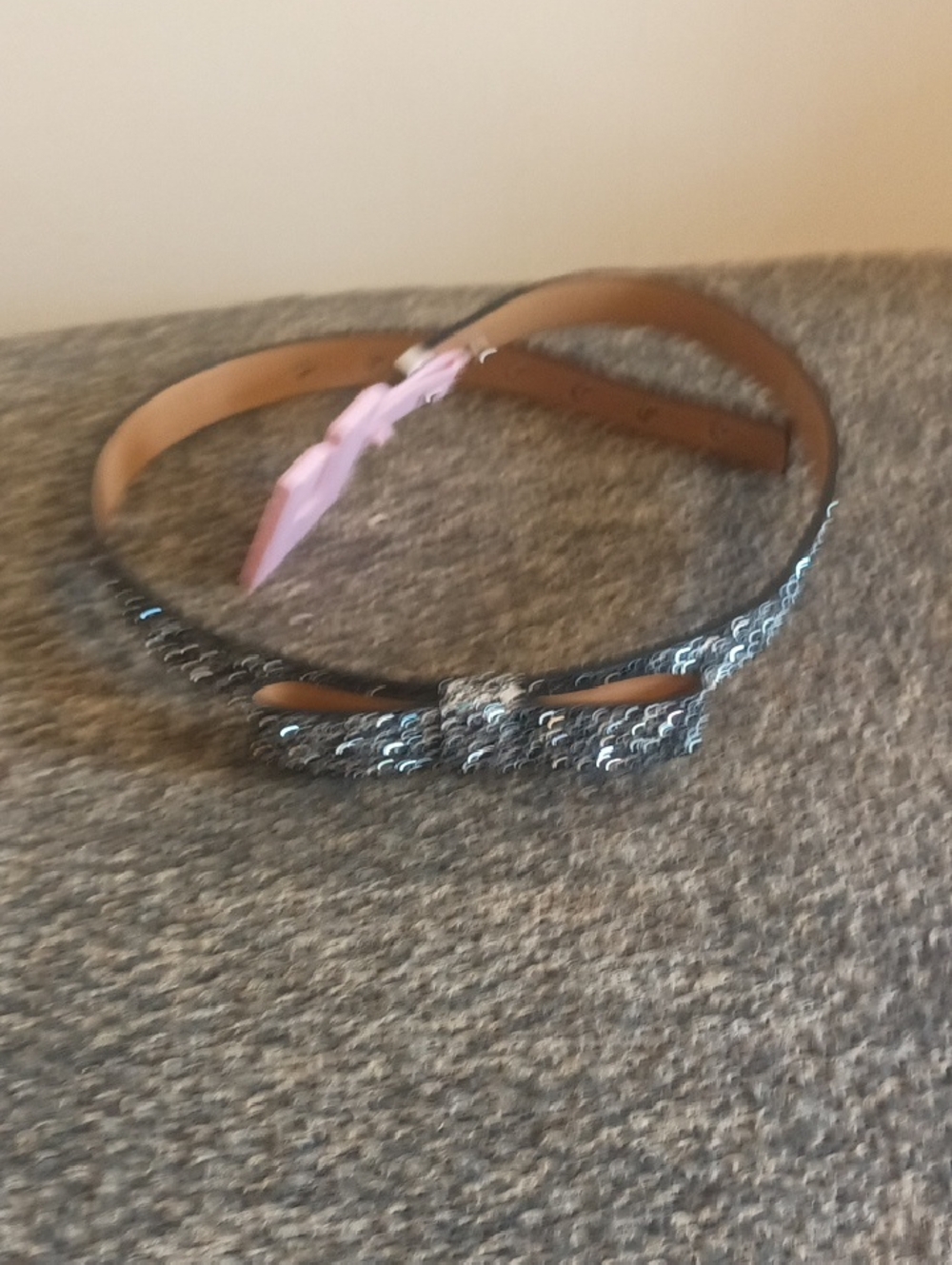 Kate Spade Sequined Black Womenโs Fashion Belt - Stylish Accent
